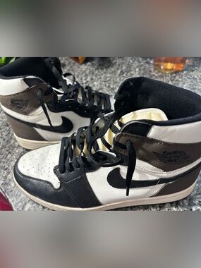 Jordan Two-Tone Black and White High-Top